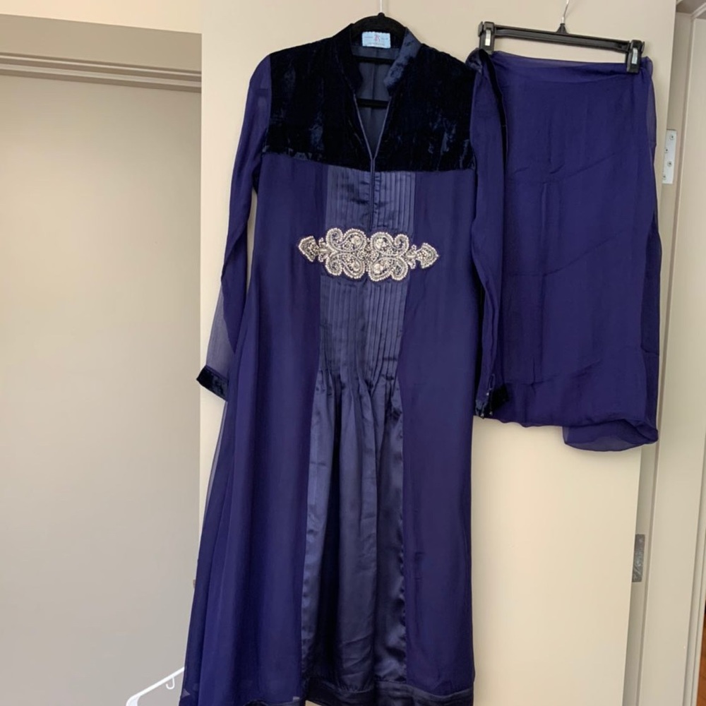 Pakistani designer zainab sajid dress